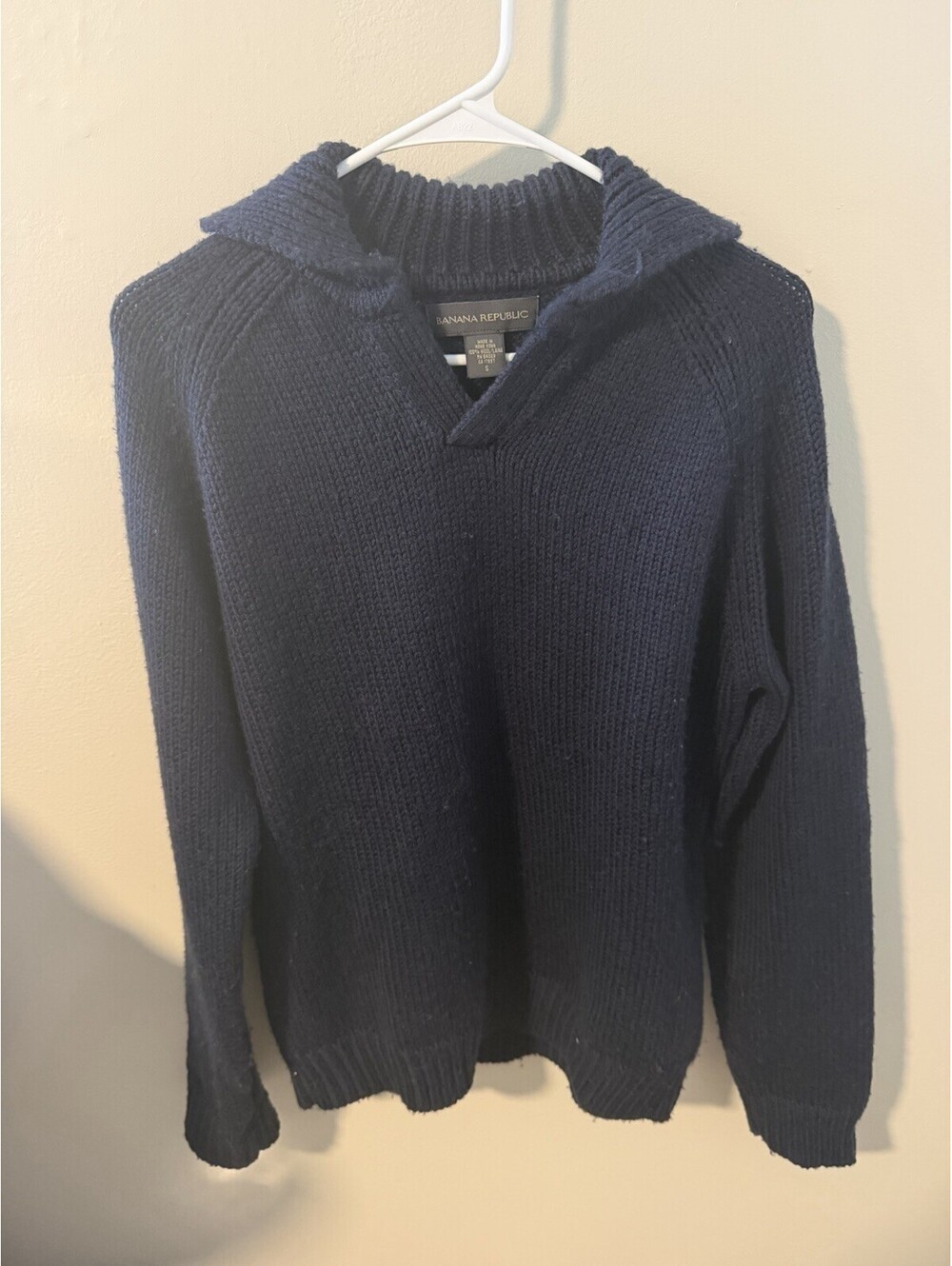 banana republic Men’s 100% Wool Sweater Size Small